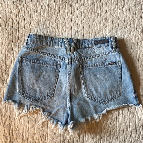 Volcom denim shorts - Picture 3 of 4